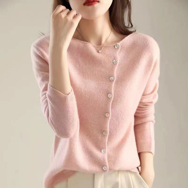 Céleste Bouchard Élégante Knit Sweater - Intofa