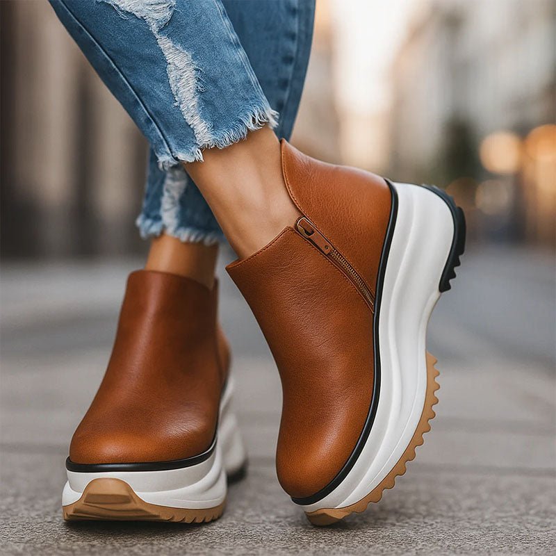 Chloé Rousseau Chunky Sole Ankle Boots - Intofa