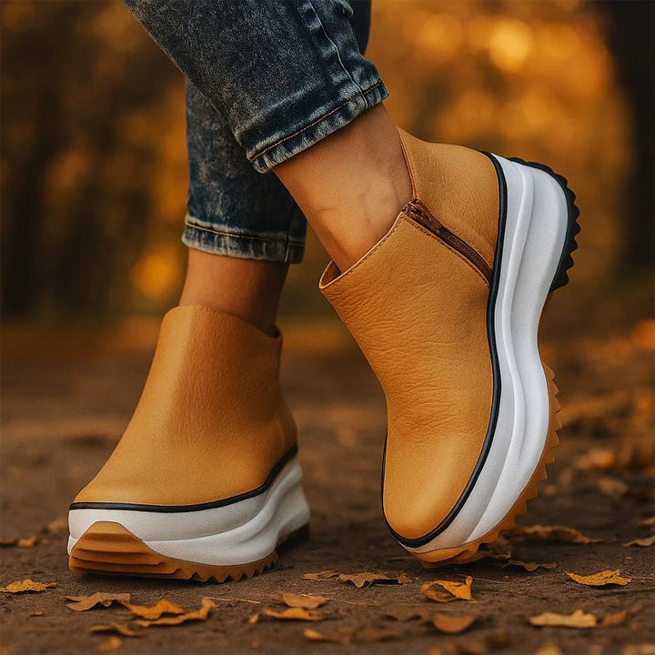 Chloé Rousseau Chunky Sole Ankle Boots - Intofa