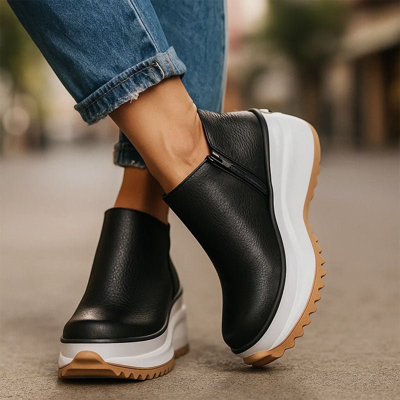 Chloé Rousseau Chunky Sole Ankle Boots - Intofa