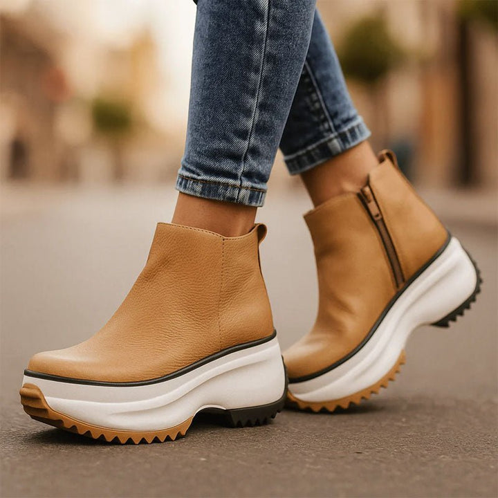 Chloé Rousseau Chunky Sole Ankle Boots - Intofa