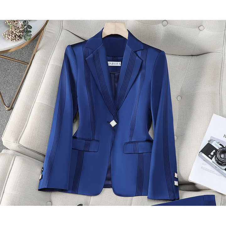 Chloé Rousseau Regal Poise Set - Intofa