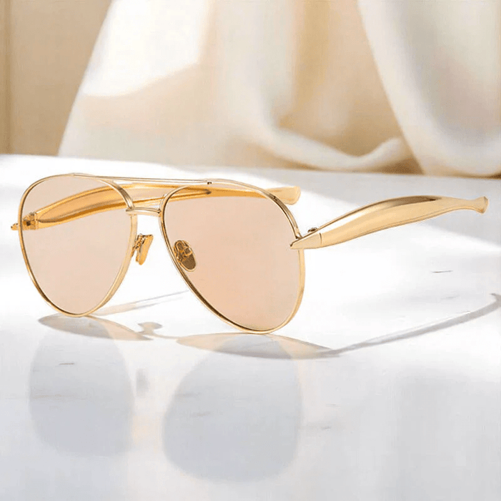 Chloé Rousseau Sculpted Aviator Sunglasses - Intofa