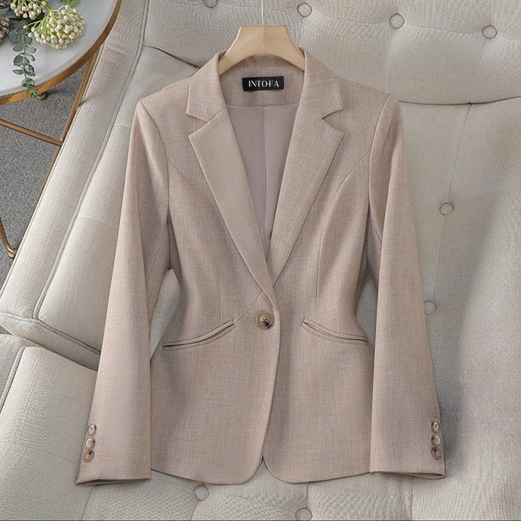 L'Affaire Blazer by Chloé Rousseau - Intofa